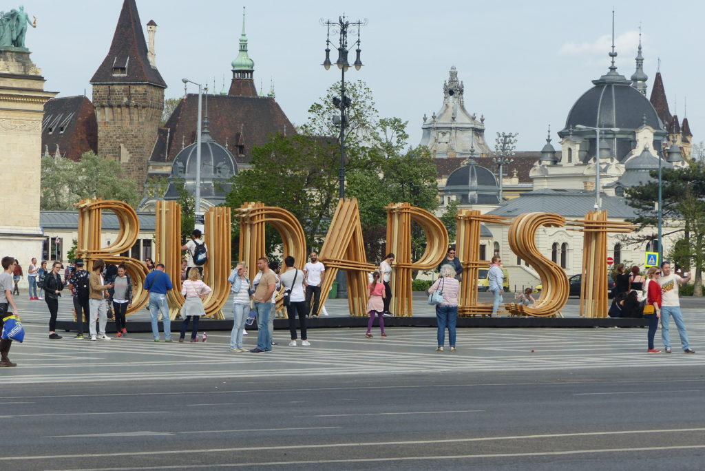 Budapest in Ungarn mit dem Nachtzug